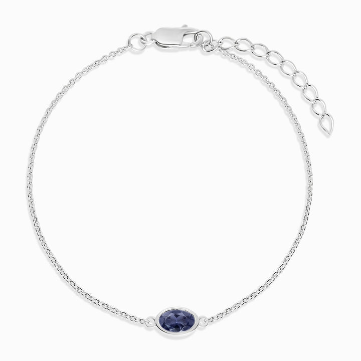 Silver bracelet with September birthstone Iolite. Bracelet in silver with blue, purple crystal Iolite.