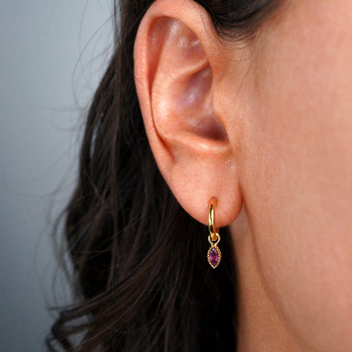 Hoop Charms Flora One Leaf Rhodolite Gold