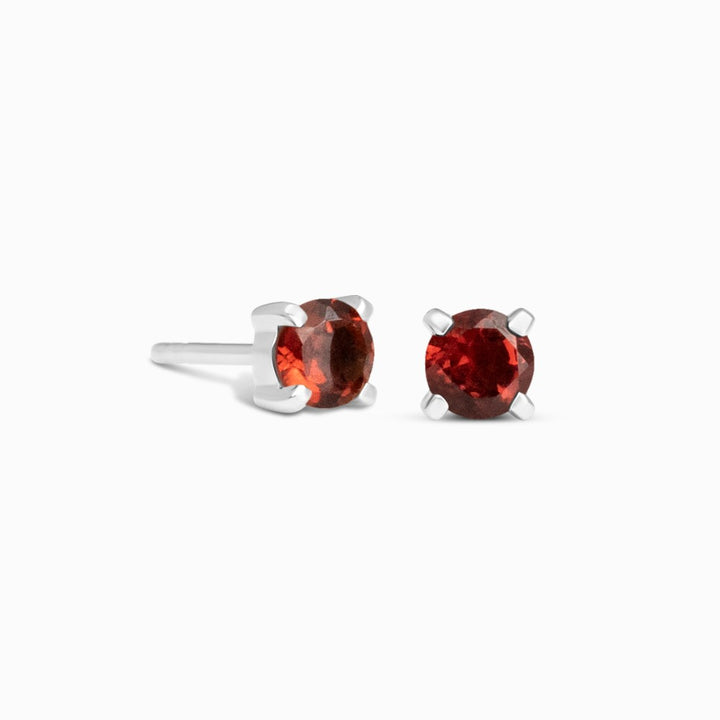 Crystal Studs Garnet Silver