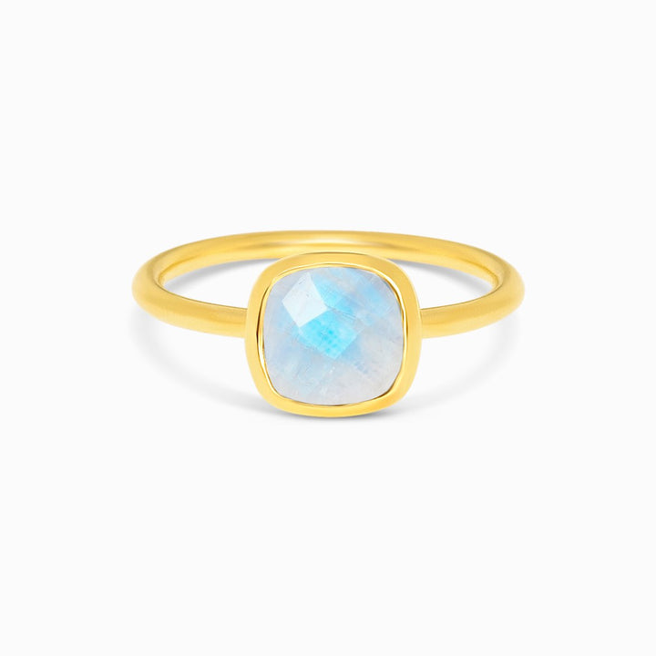 Ring Elegance Moonstone Gold