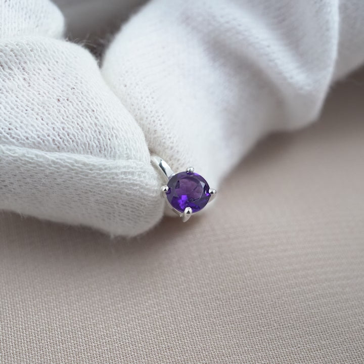 Crystal charm with purple gemstone Amethyst. Classy Amethyst charm with silver details.