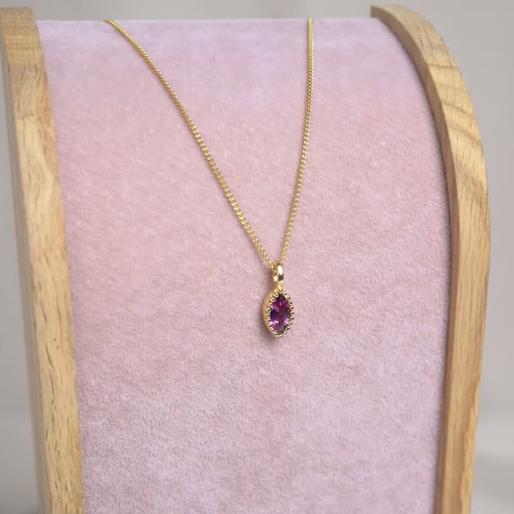 Pendant Flora One Leaf Rhodolite Gold