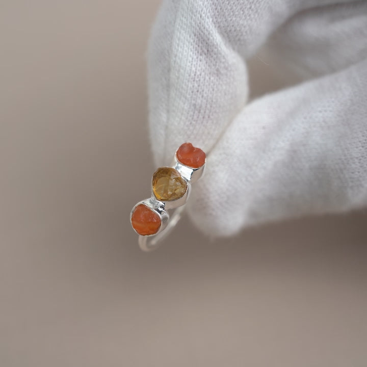 Raw crystal ring with yellow Citrine and orange Carnelian. Gemstone ring with genuine gemstones in a raw model.