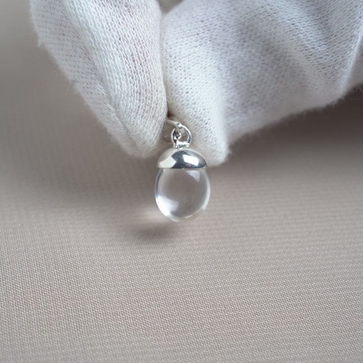 Tumbled Gemstone Pendant Clear Quartz Silver