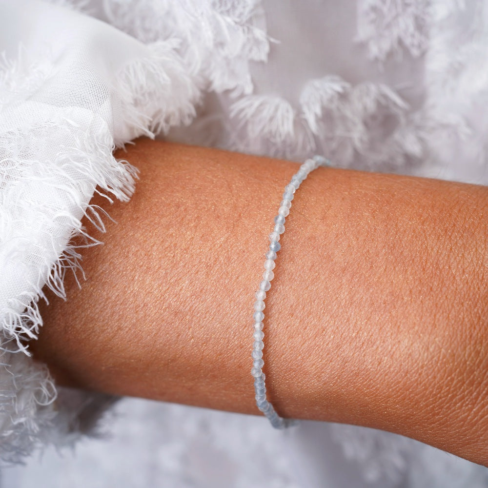 Bracelet with Aquamarine, which is the birthstone of March. Crystal bracelet with blue crystal Aquamarine in small crystal beads.