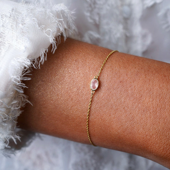 Crystal bracelet with Rose Quartz crystal. Gold bracelet with pink gemstone Rose quartz, the birthstone of October.