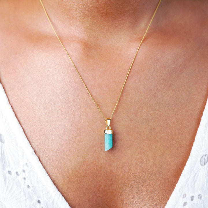 Necklace with turquoise crystal Amazonite. Jewelry with crystal point of Amazonite, a turquoise tropical gemstone.