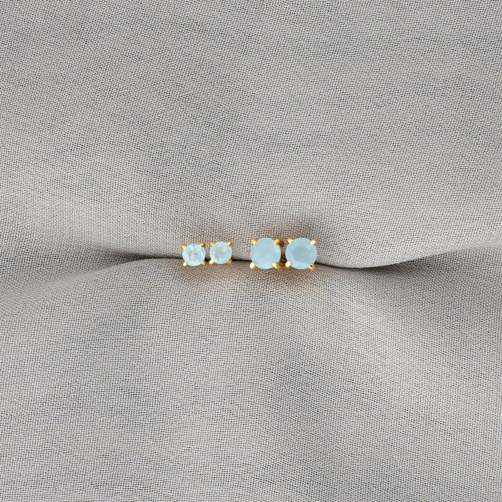 Crystal earrings with blue Aquamarine. Stud earrings with blue stone Aquamarine.
