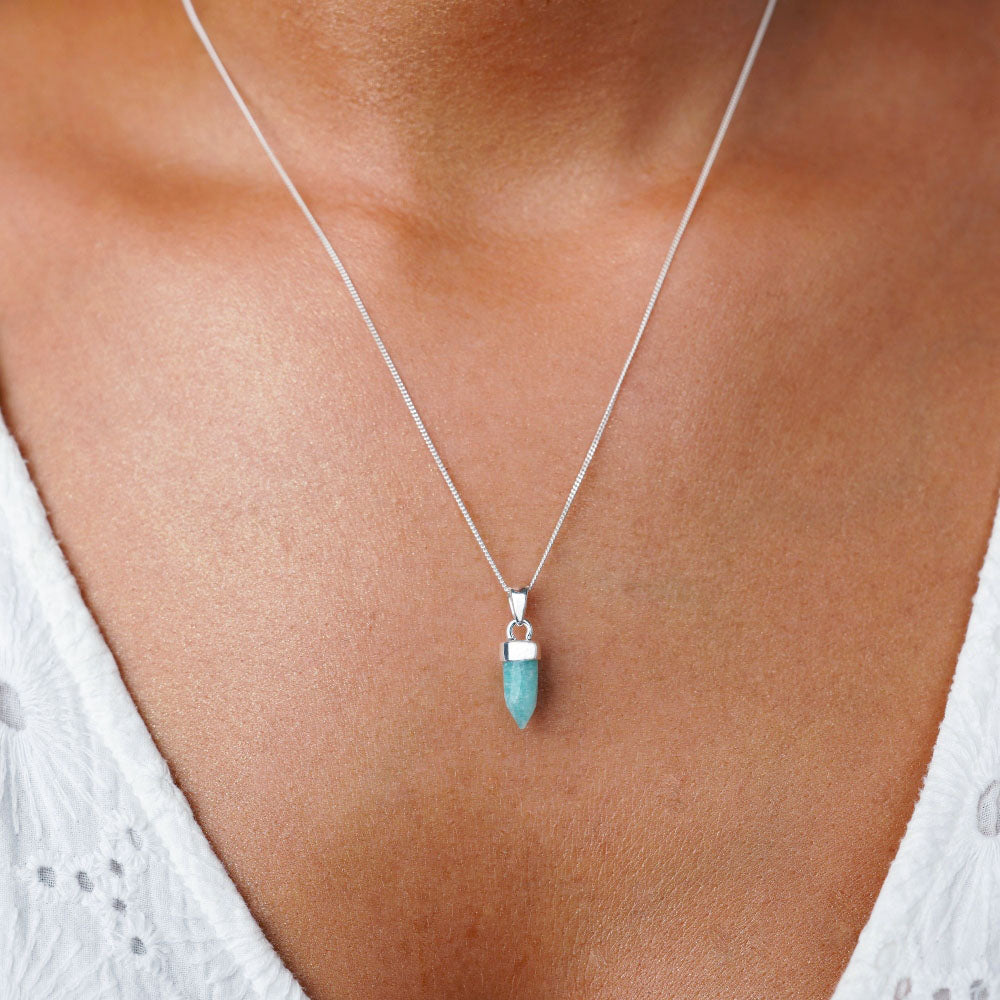 Amazonite necklace with a mini point. Gemstone Amazonite necklace with a beautiful tropical color.