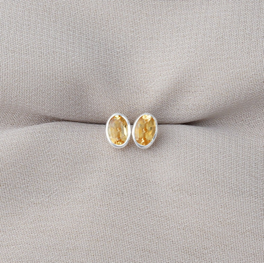 Stud earrings with Citrine in Silver. Beautiful crystal earrings with Citrine in silver.