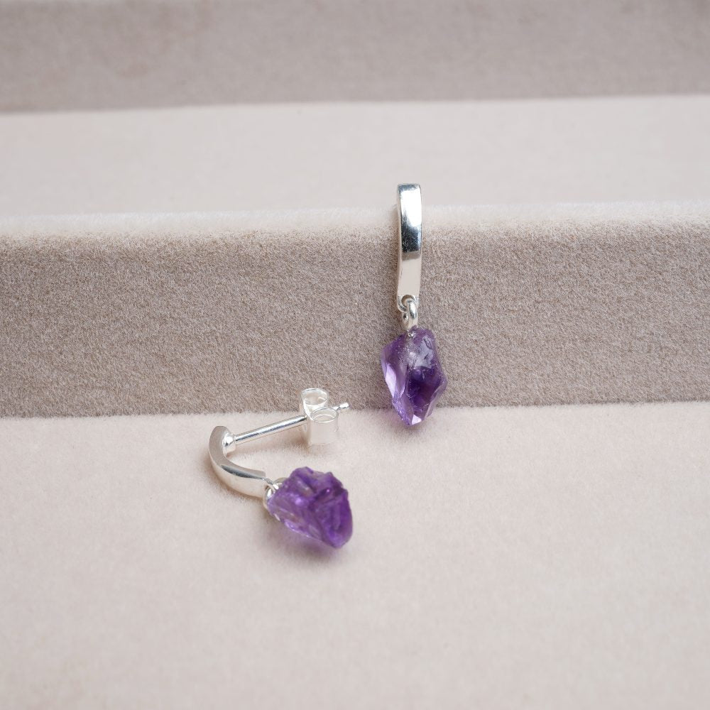 Modern Amethyst earrings in silver. Beautiful February birthstone earrings in silver with purple gemstone Amethyst.