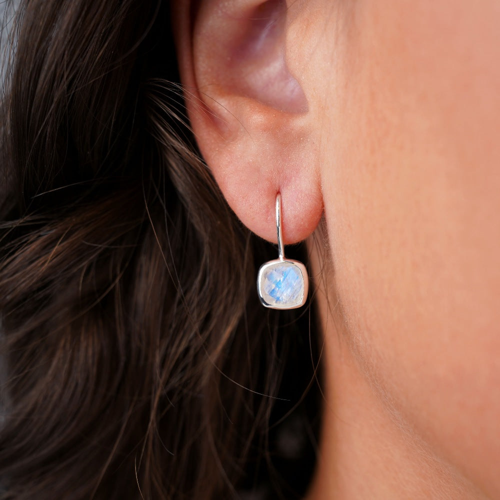 Silver earrings with Moonstone, which is the birthstone of June and has a beautiful blue shimmer. Earrings with crystal Moonstone, a magical gemstone.