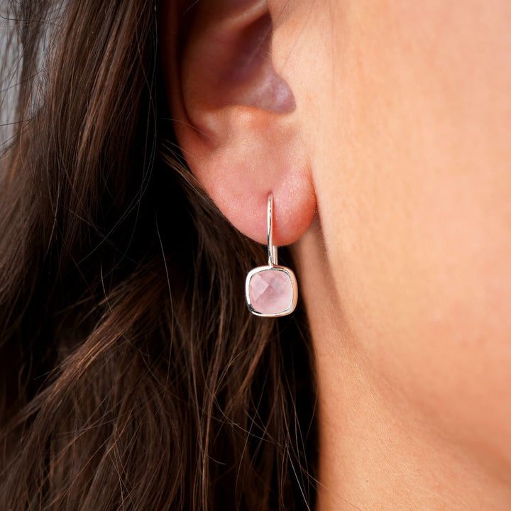 Earrings with pink crystal Rose quartz that symbolizes love. Crystal earrings in silver with pink gemstone Rose Quartz.