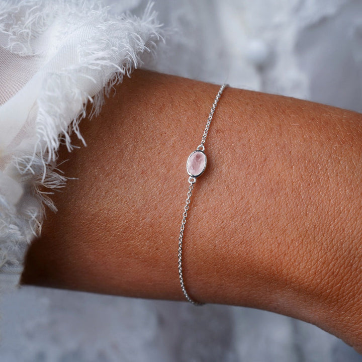 October birthstone bracelet in silver with crystal Rose Quartz. Bracelet with pink gemstone Rose quartz in silver.